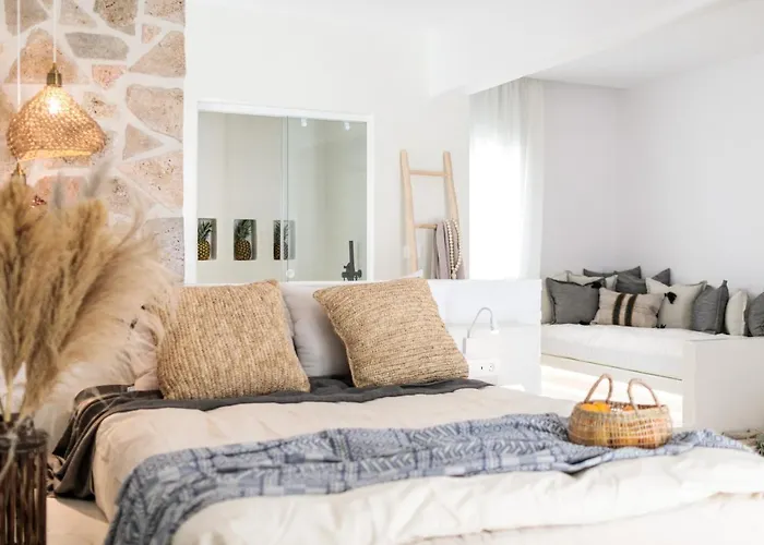 Naxian Aura شقة فندقية