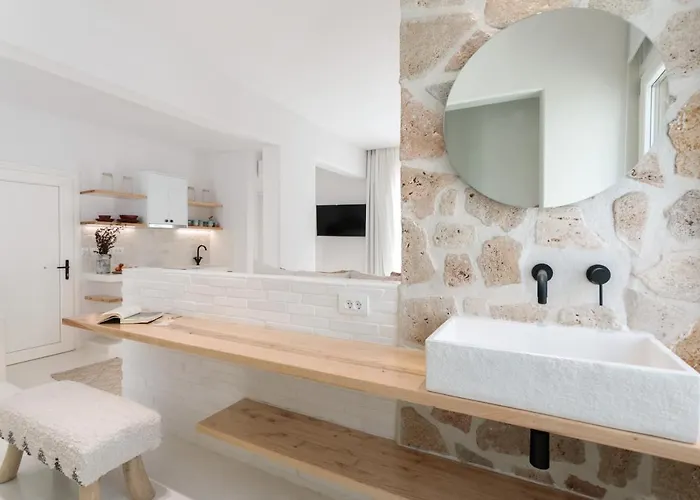 Naxian Aura Aparthotel