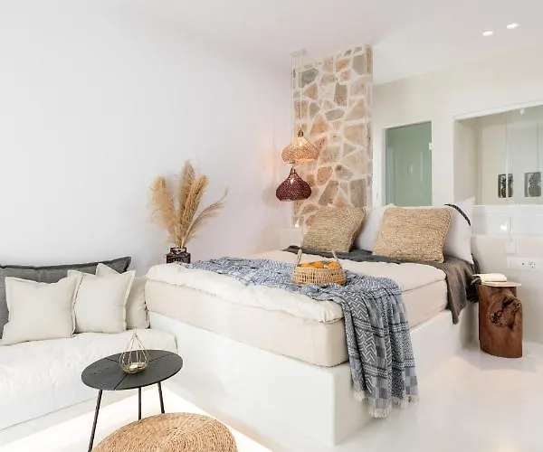 Naxian Aura Aparthotel