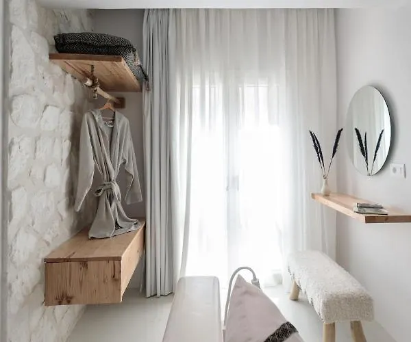 Naxian Aura Naxos City