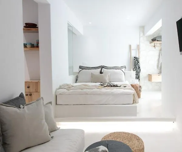 Naxian Aura Aparthotel